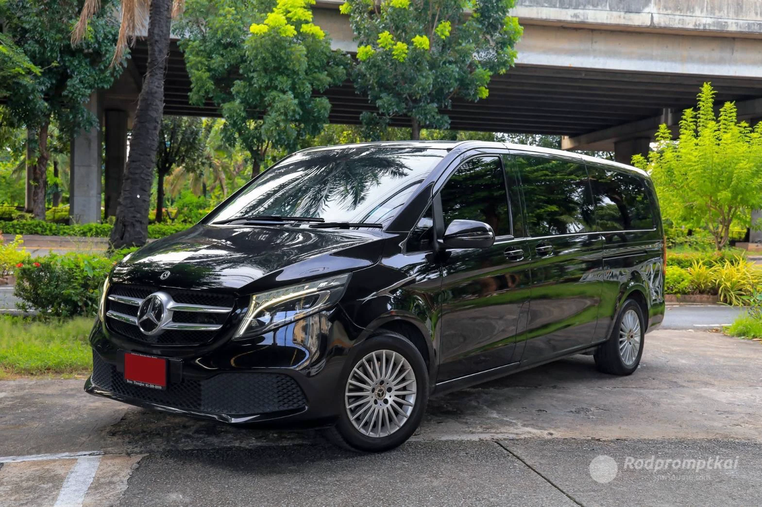Mercedez-Benz V-CLASS