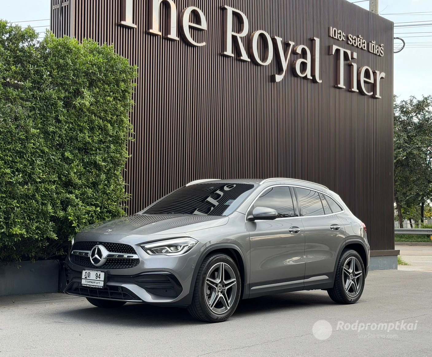 Mercedez-Benz GLA-CLASS