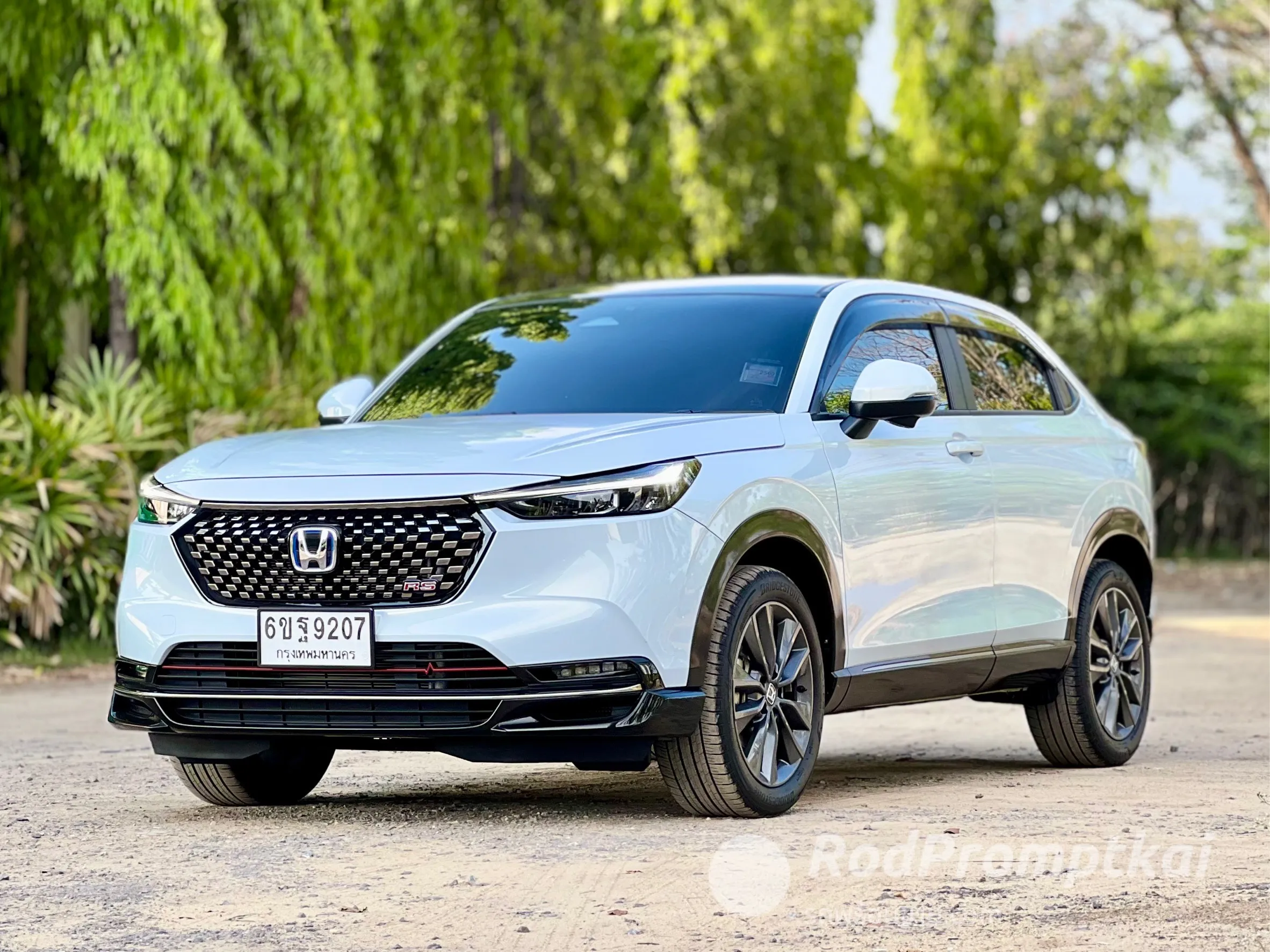 HONDA HR-V 1.5 e:HEV RS ปี2023 สีพิเศษสีขาวซันไลท์