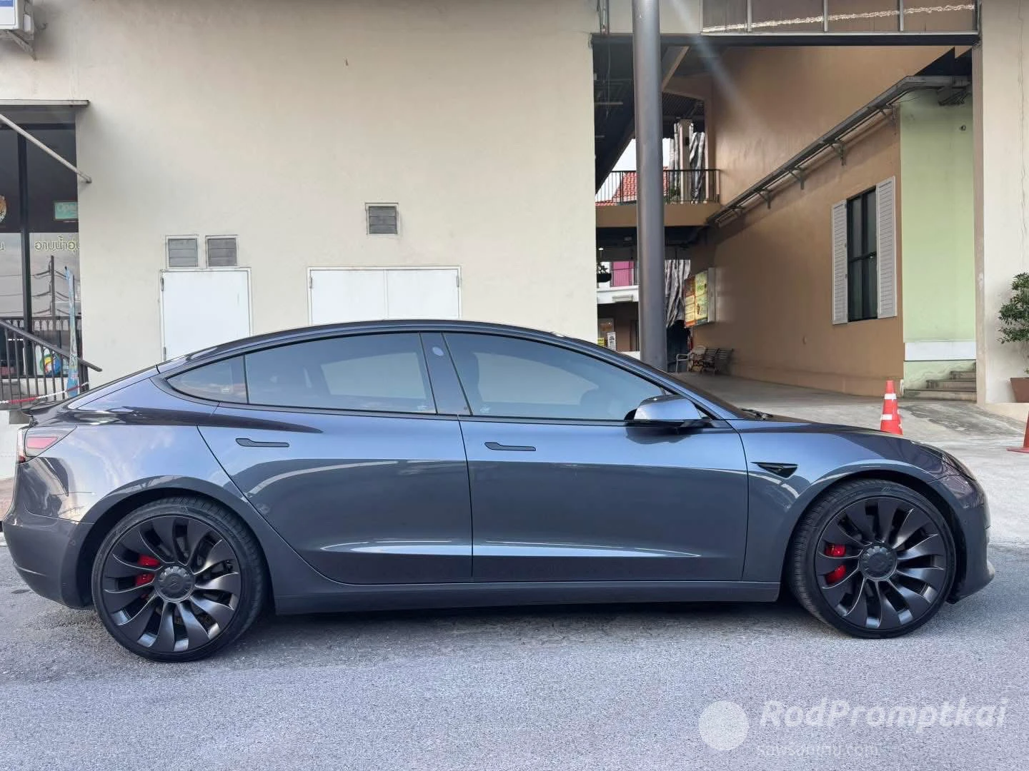2021-tesla-model-3-18-performance-4wd-tesla-model-3-18-performance-4wd-at-2021-175543936314224