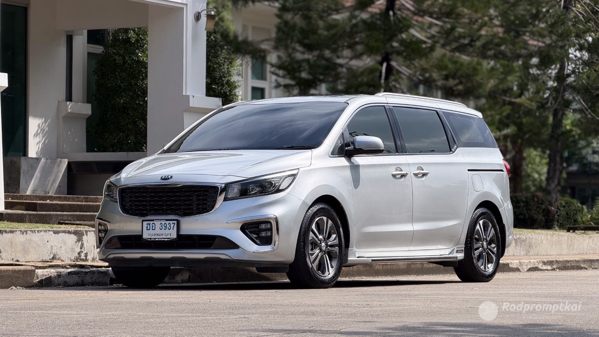 2018 Kia Grand Carnival