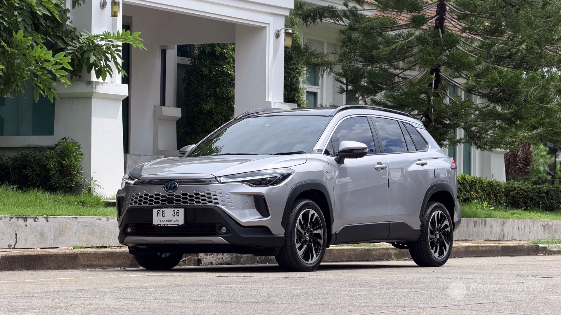 2015 TOYOTA Corolla CROSS