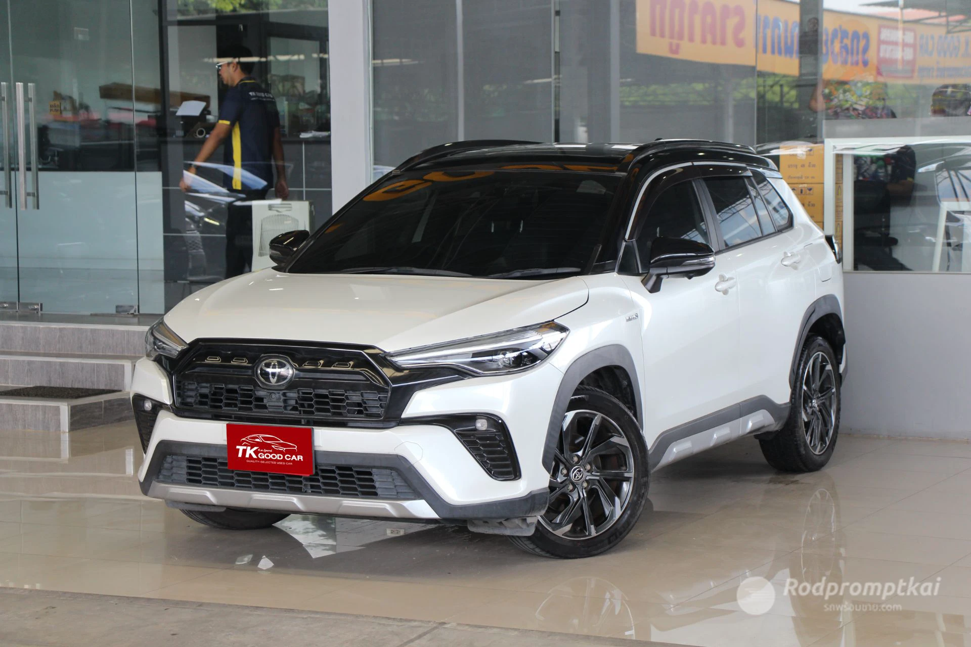 2023 TOYOTA Corolla CROSS