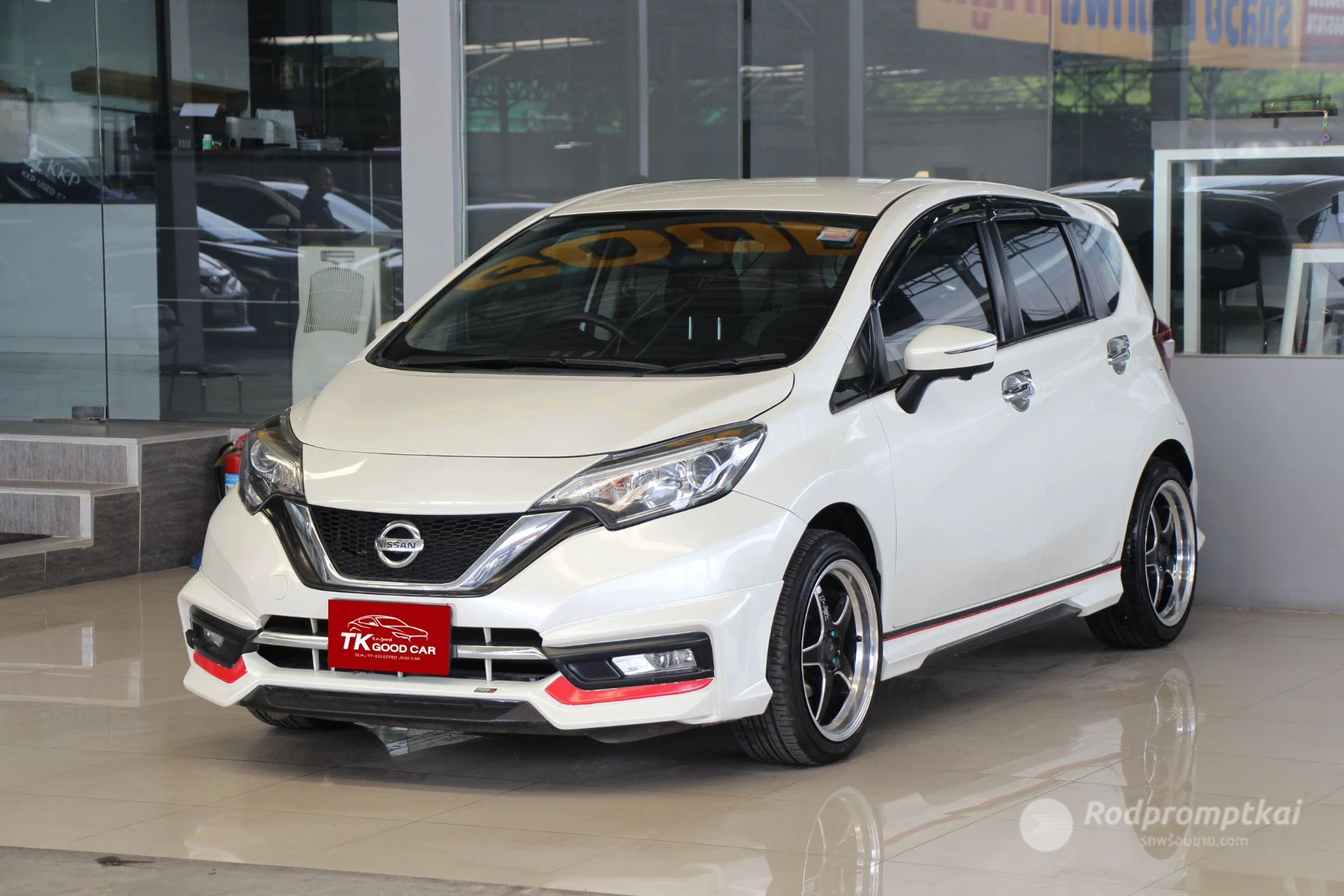 2017 NISSAN NOTE