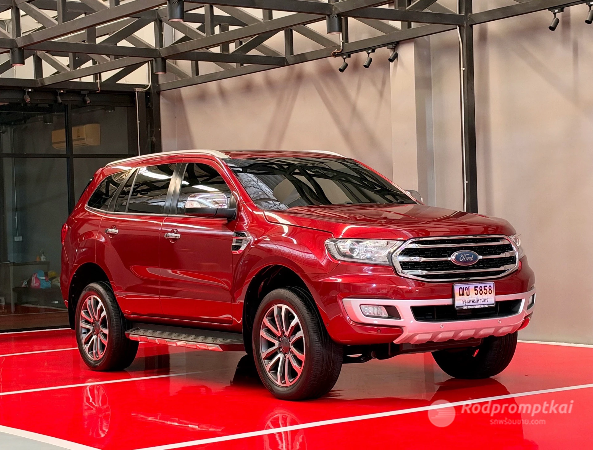 2020 Ford Everest
