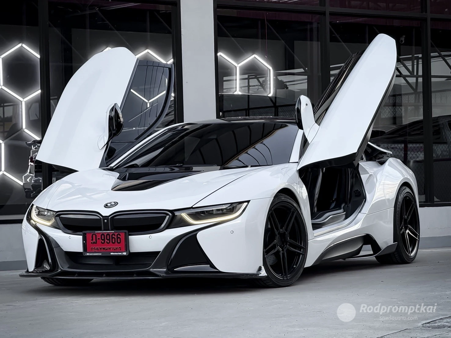 2015 BMW i8