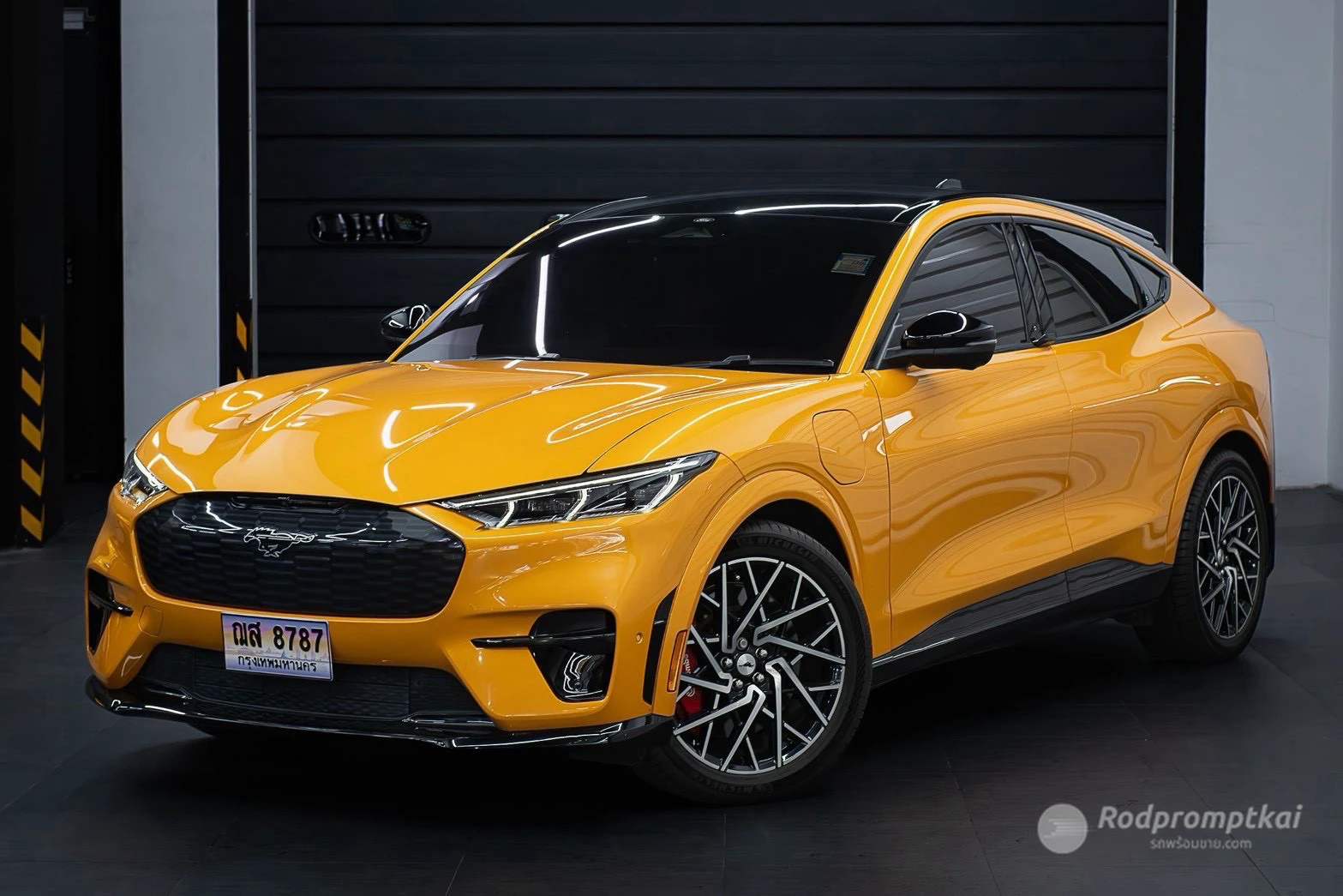 2022 Ford Mustang Mach-E