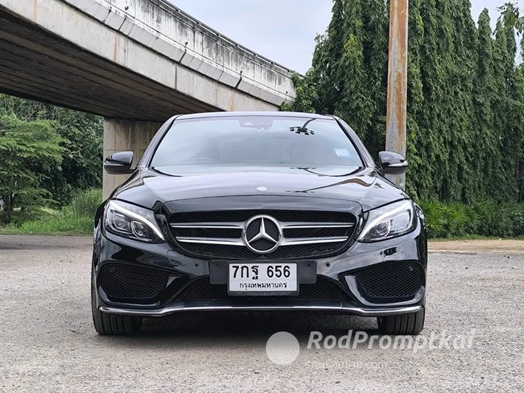 Mercedez-Benz C-CLASS