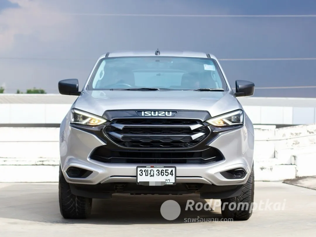 ISUZU MU-X
