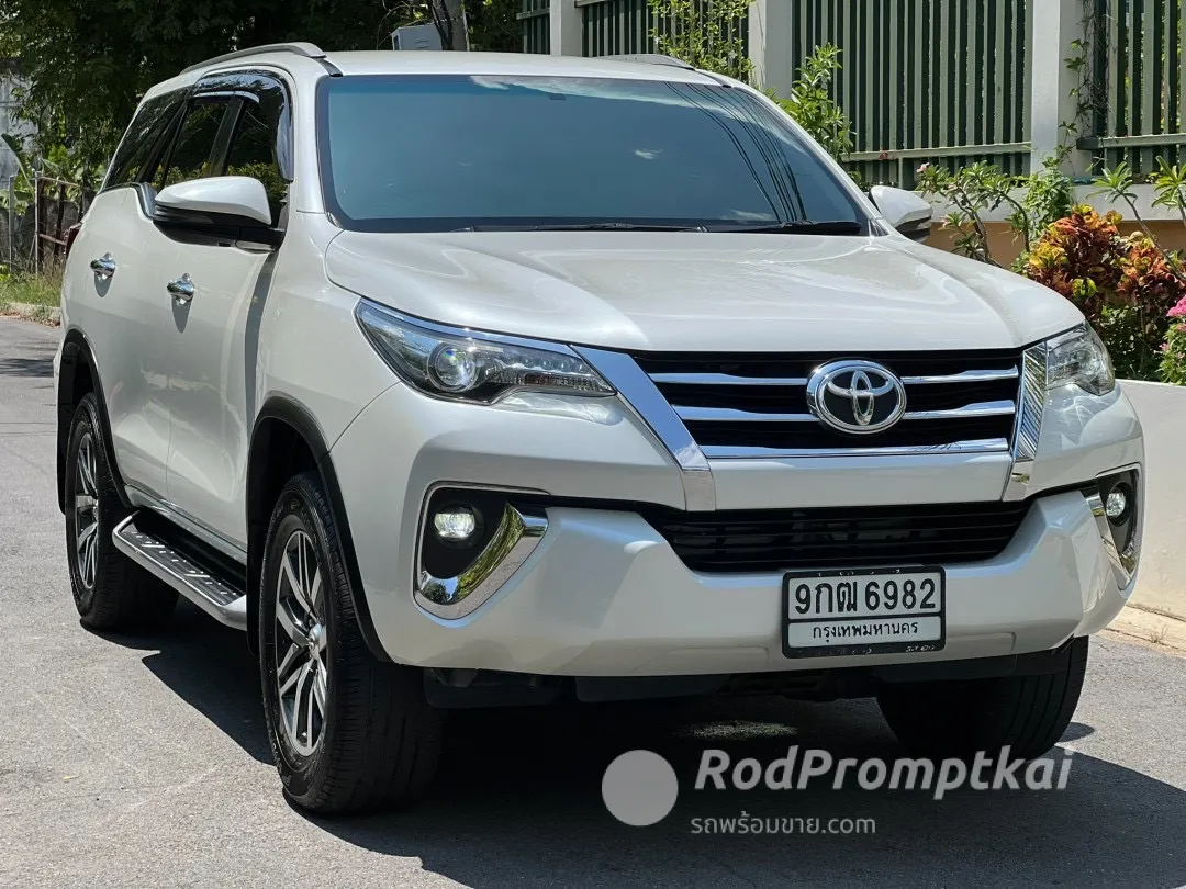 TOYOTA FORTUNER