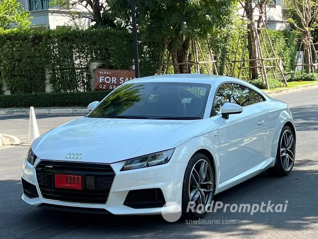 AUDI TT