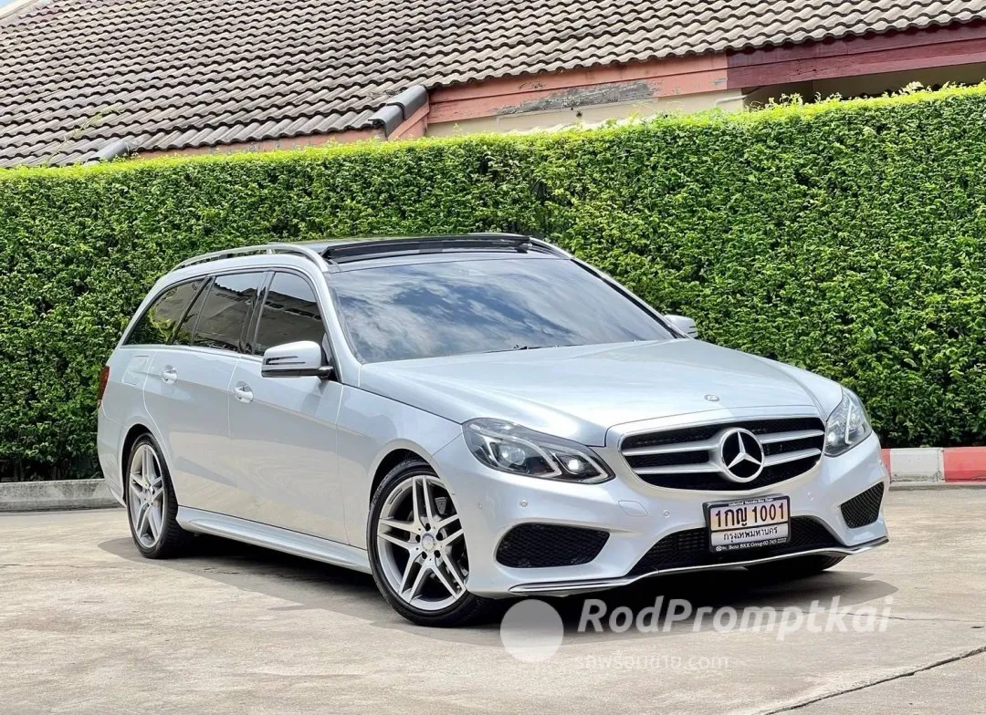 Mercedez-Benz E-CLASS