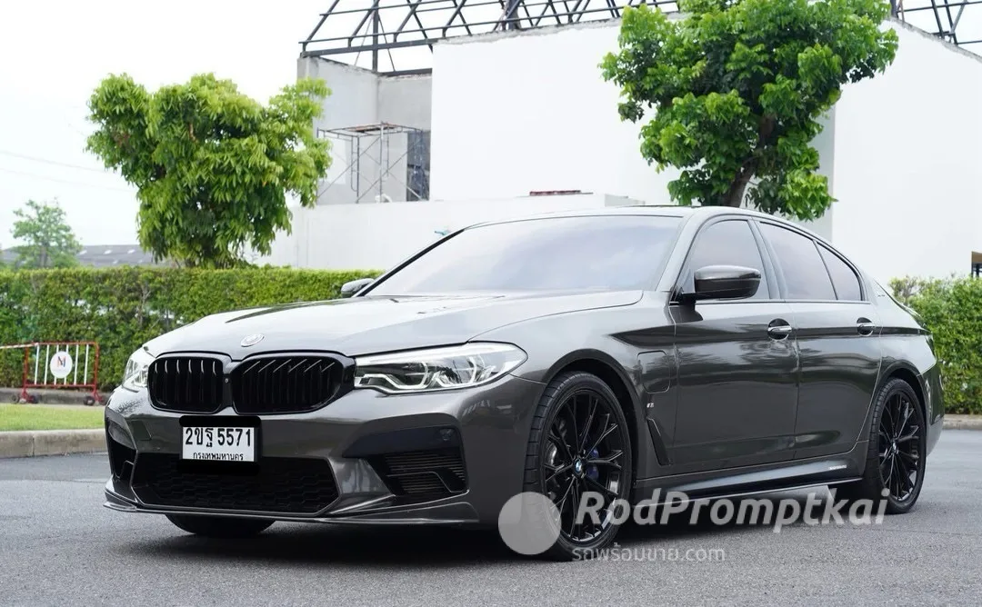 BMW SERIES 5