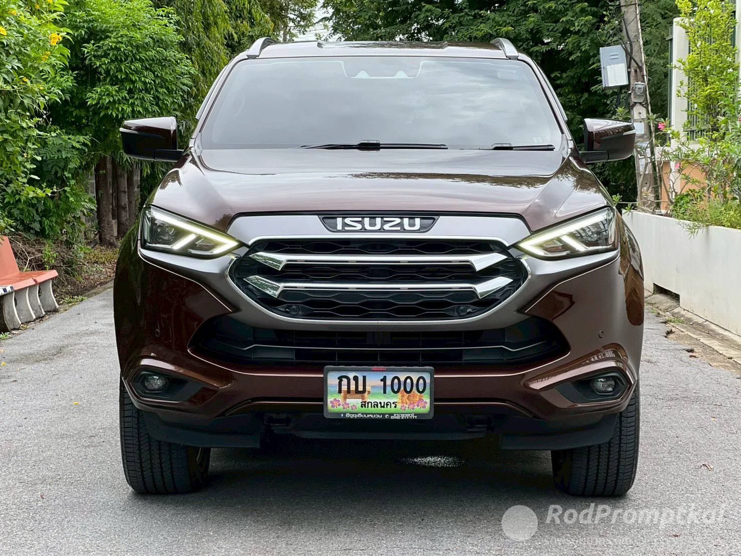 ISUZU MU-X