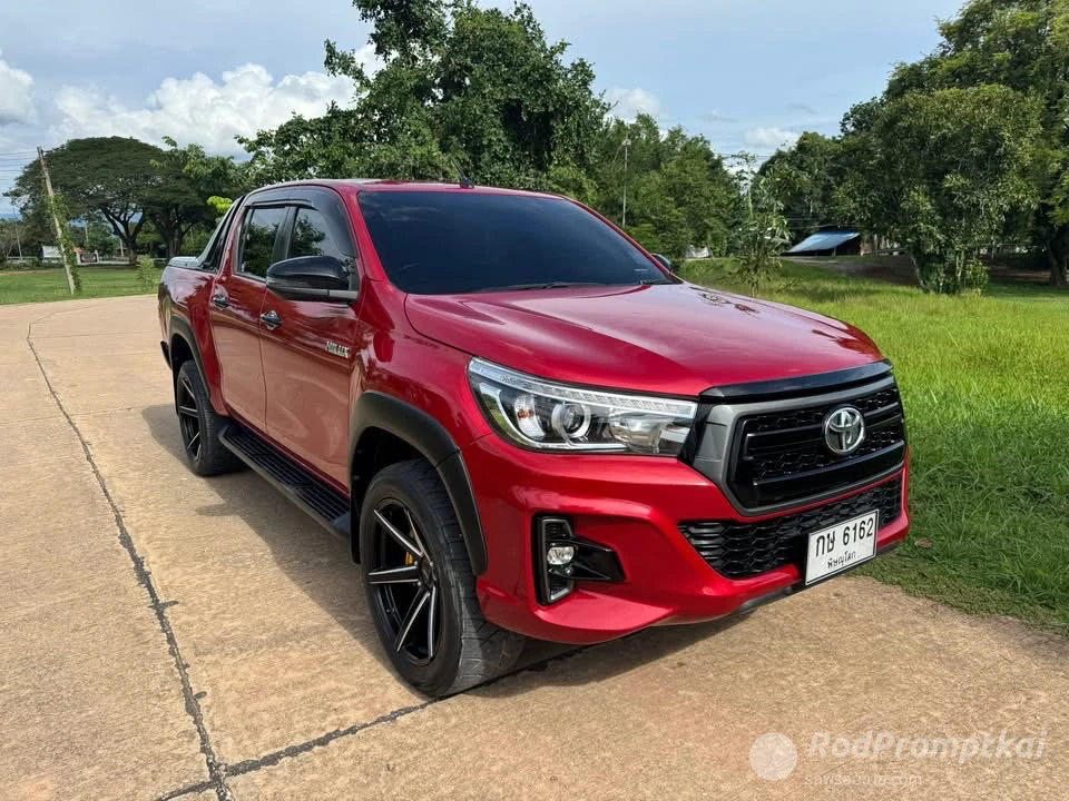 TOYOTA HILUX REVO