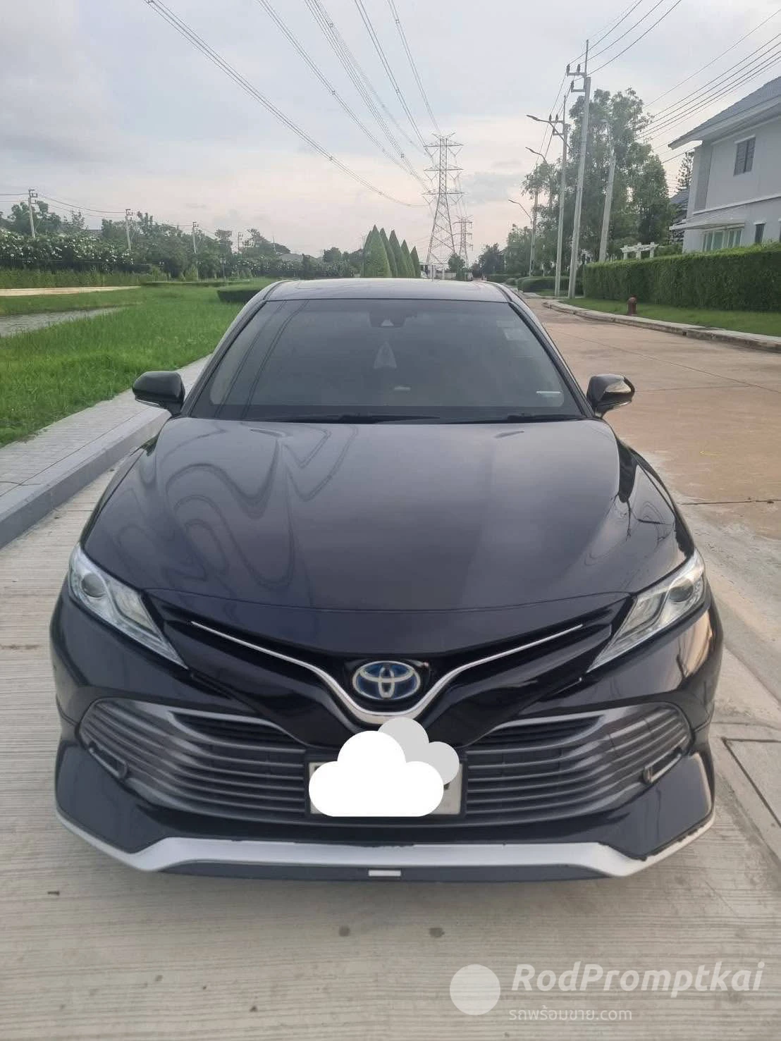 TOYOTA CAMRY