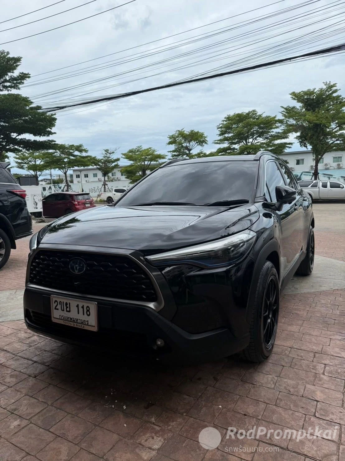 Toyota cross สีดำ ตัวท็อป Hybrid รถปี 2021