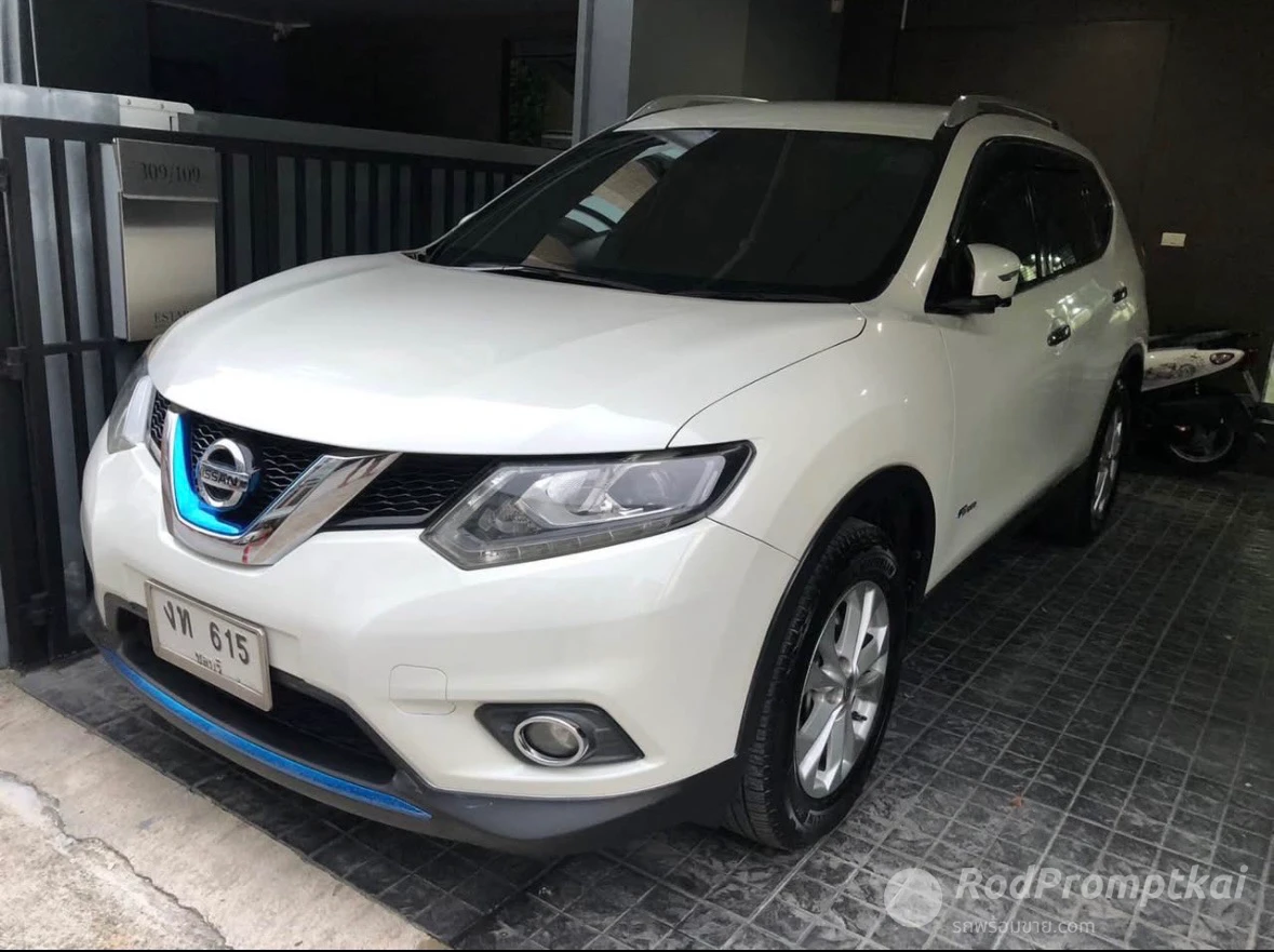 NISSAN X-TRAIL