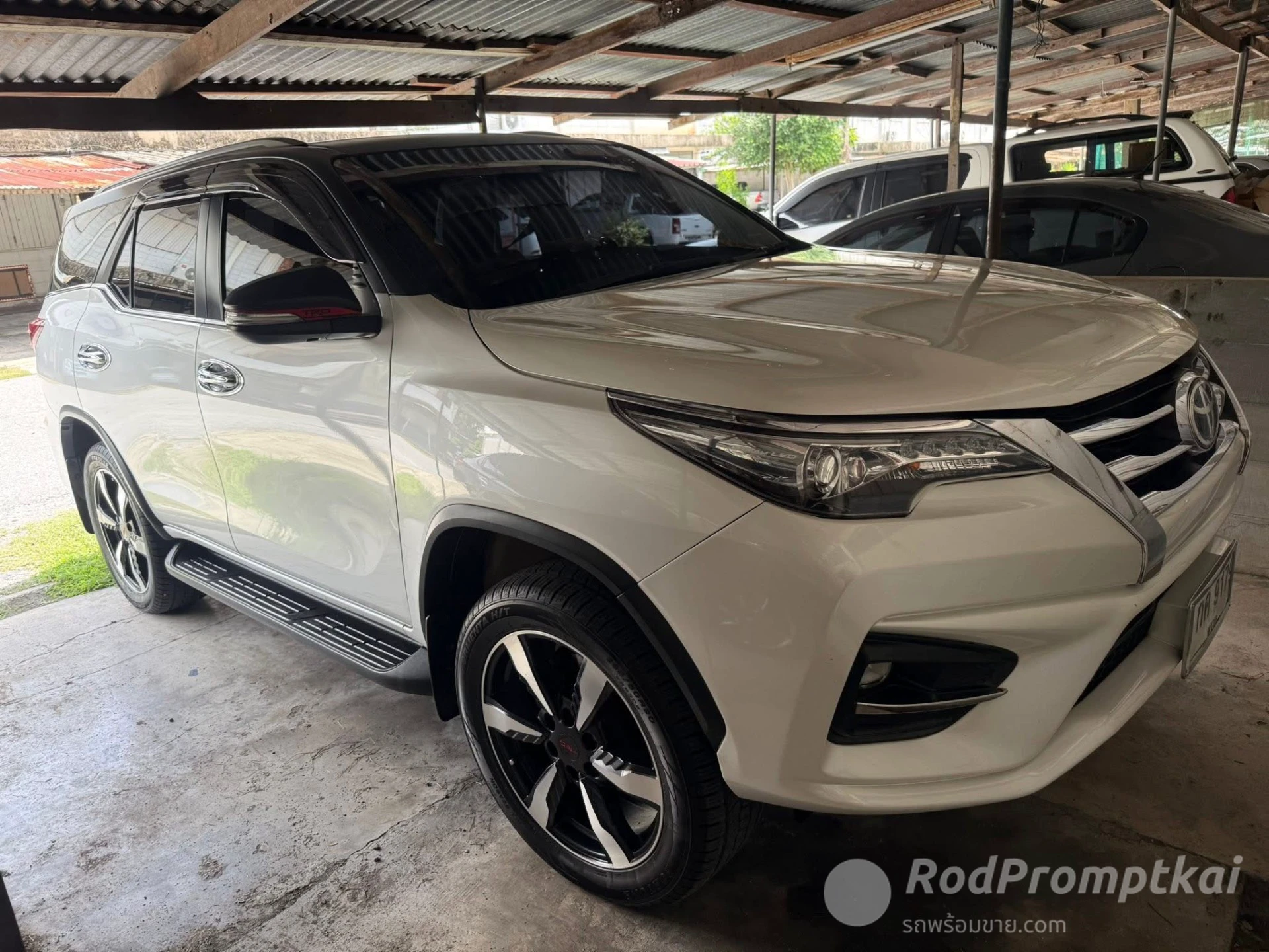 Toyota fortuner 2.8 v trd sportivo 4*4