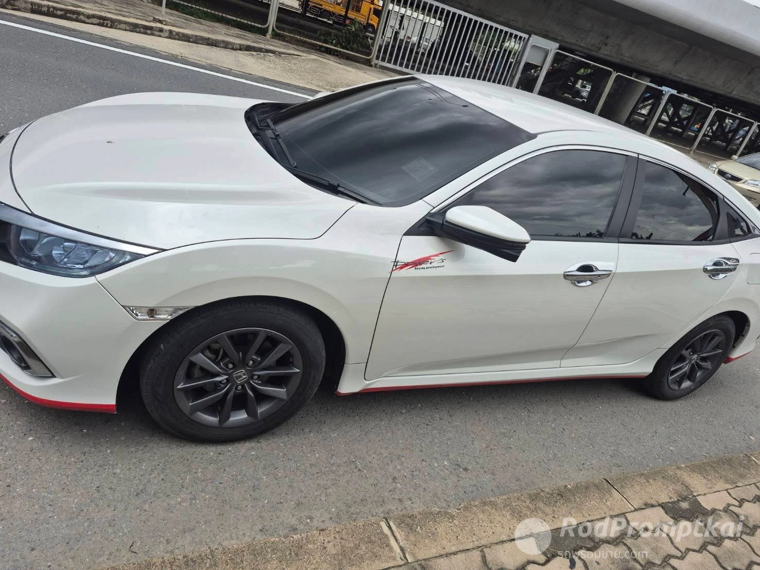 Honda Civic 1.8  EL/ FC เกียร์ออโต้ ปี 2021  ภาษีไม่ขาด