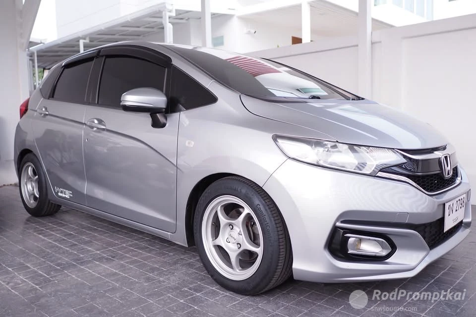 Honda jazz GK MC MT 2018