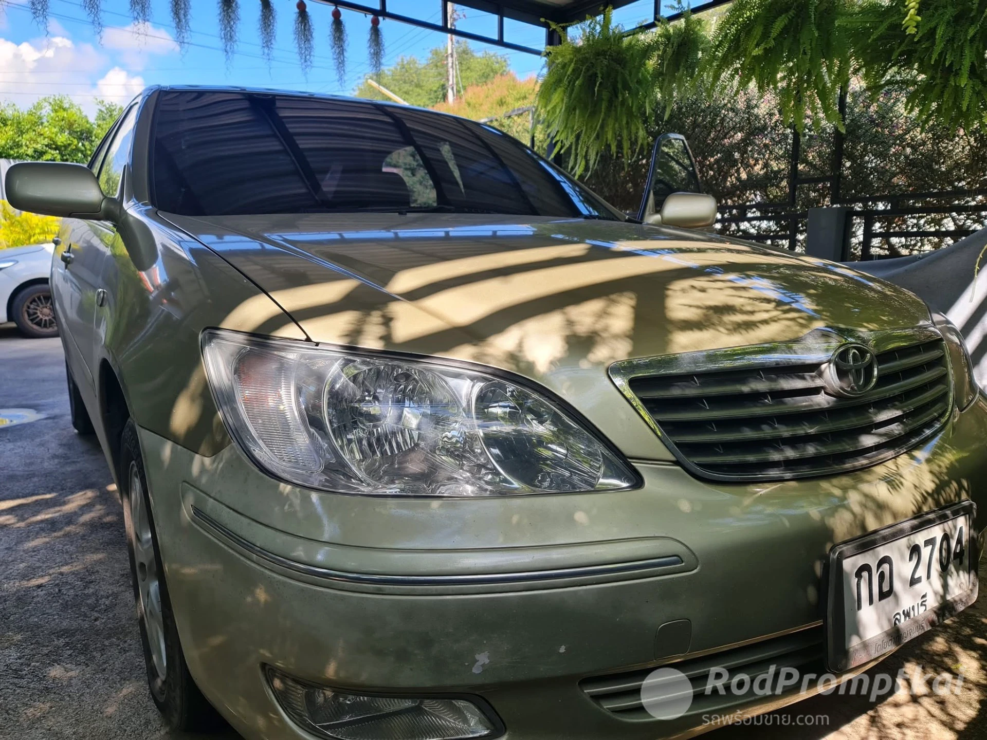 สนใจต่อรองได้จ้า ToyotaCamry E ปี 2004