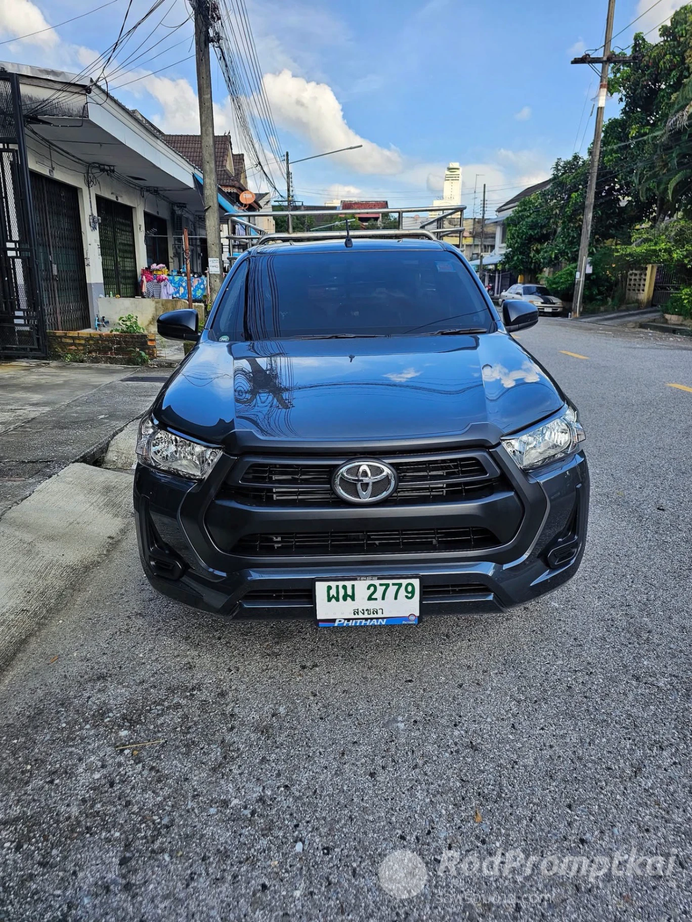 TOYOTA HILUX REVO