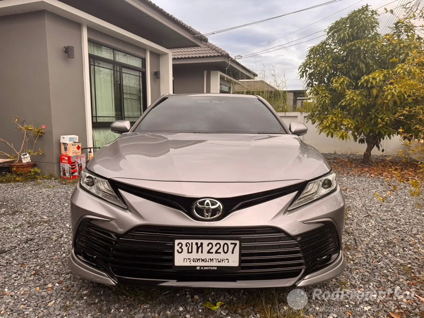 TOYOTA CAMRY