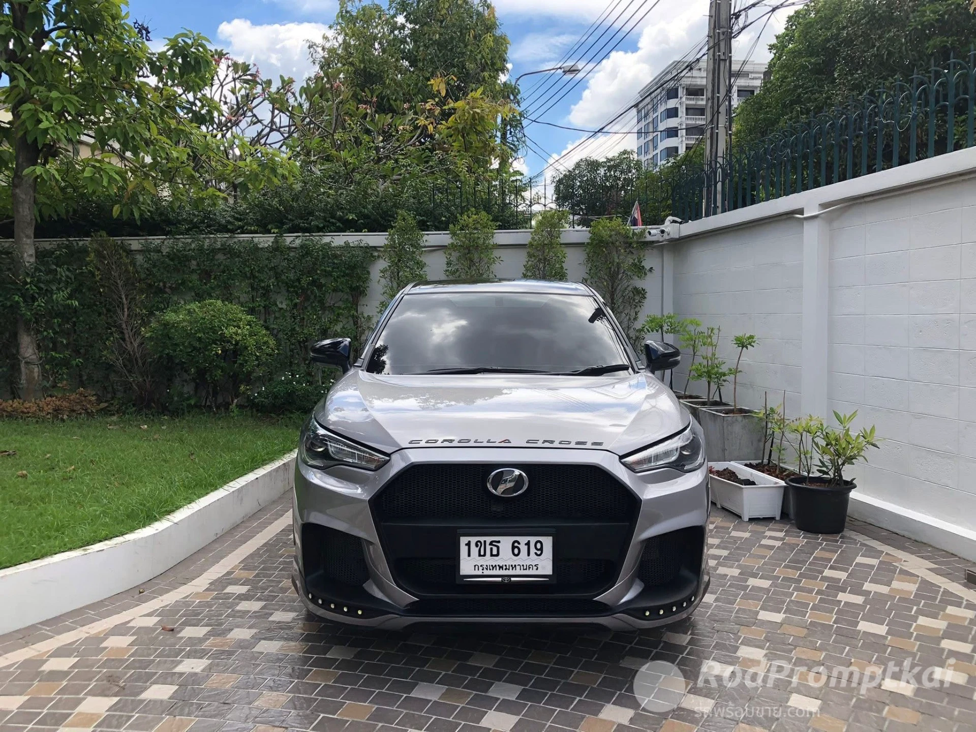 Toyota cross 1.8 เบนซิน sport