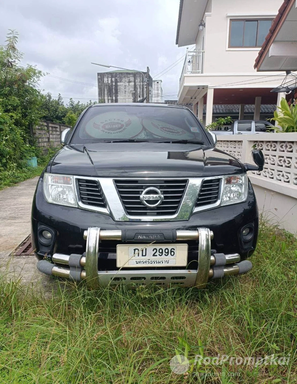 NISSAN NAVARA