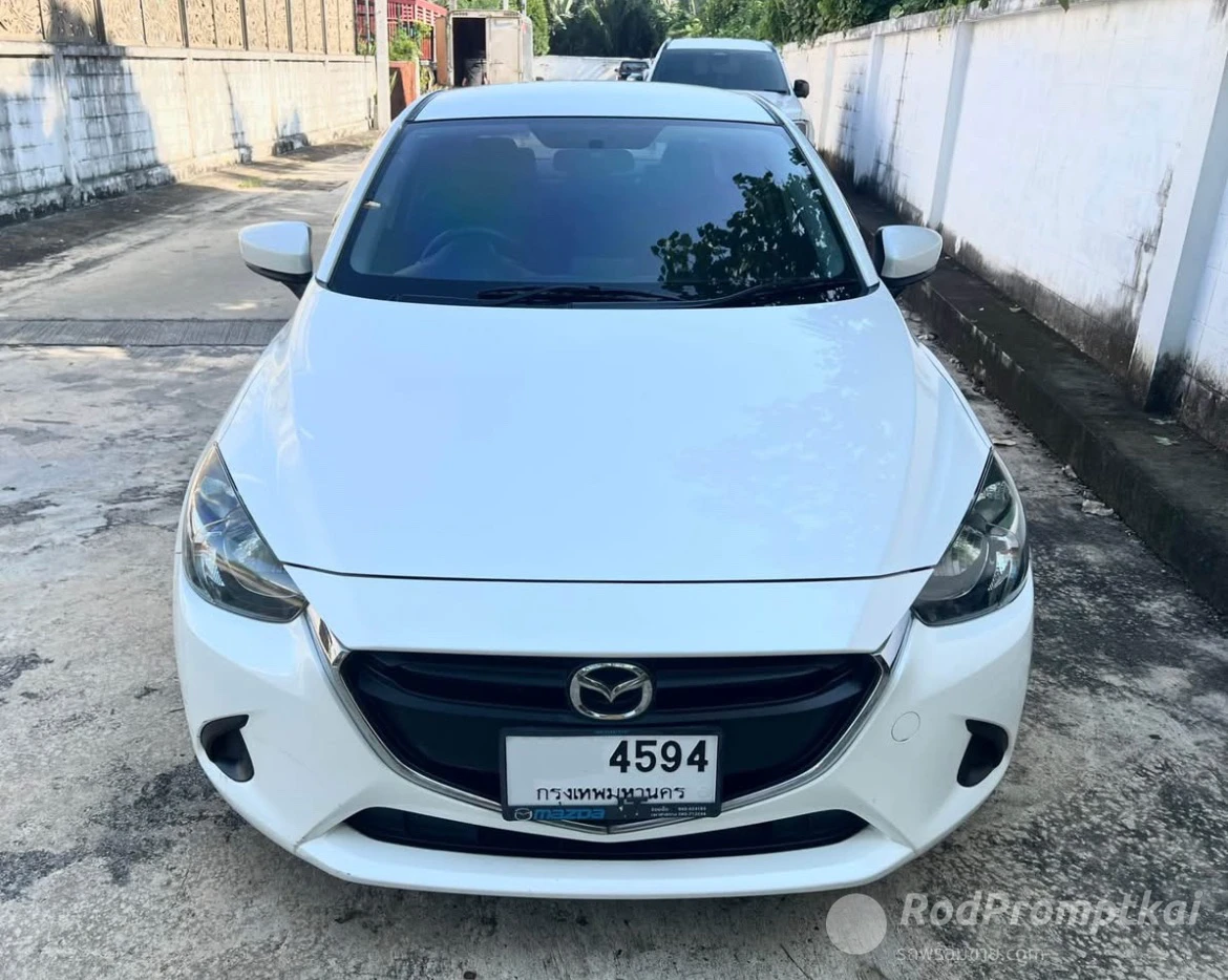 MAZDA 2