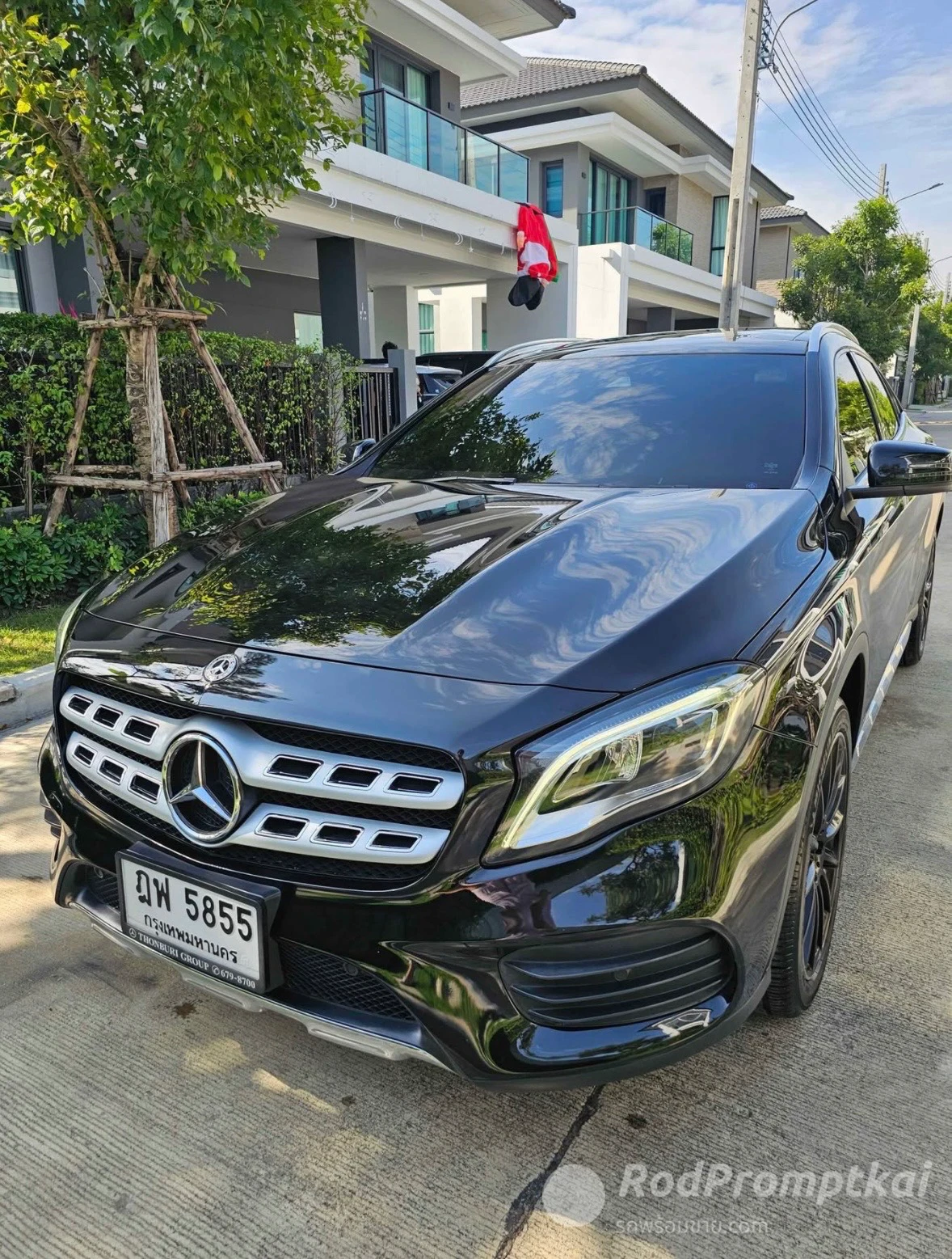 Mercedez-Benz