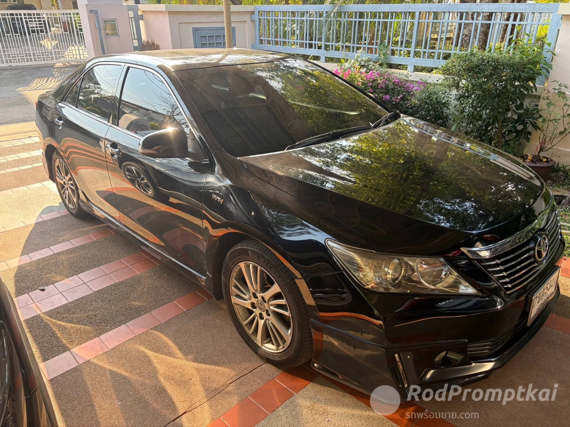 หาคนดูแลต่อ จะไปซื้อรถไฟฟ้าครับ