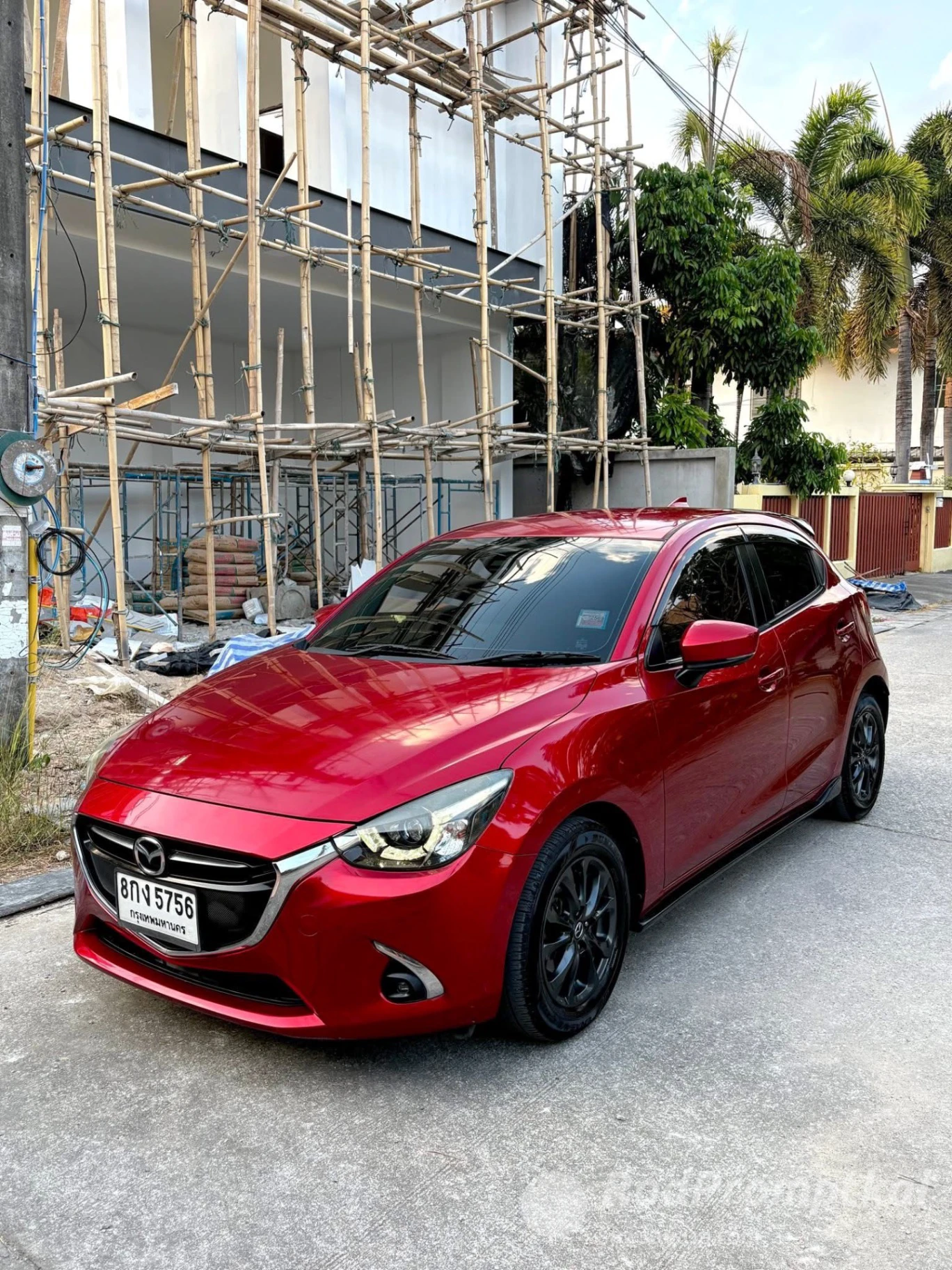 ขาย Mazda 2 Skyactiv 1.3 High Connect 2018 ไมล์ 50,xxx km