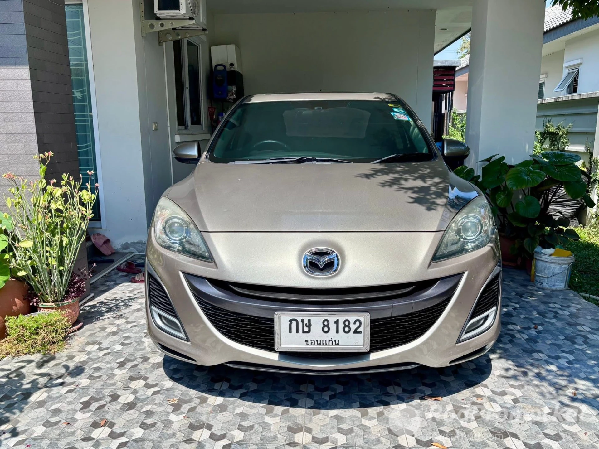 ขออนุญาตขาย MAZDA3 2013 2.0 AT ตัวท็อปสุด