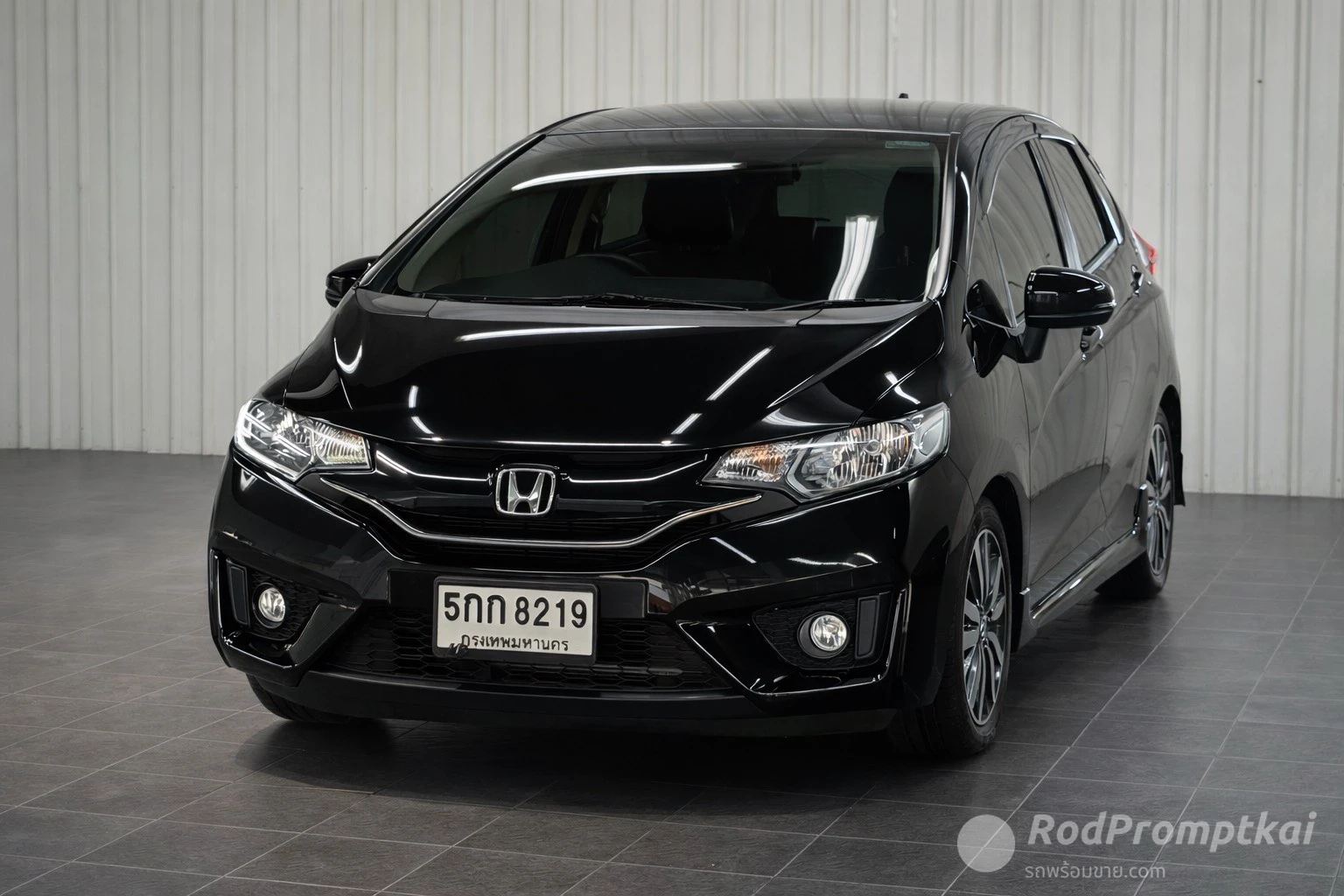 ขาย Honda Jazz 1.5 SV ปี 2015 (รุ่นรองท็อป)