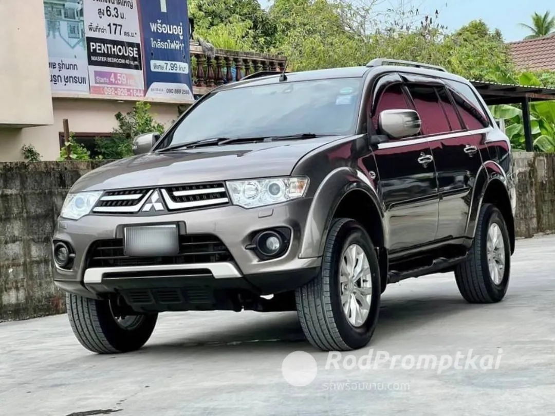 2014-mitsubishi-pajero-sport-25-gt-bangkok-mitsubishi-pajero-sport-25-gt-2014-03952861