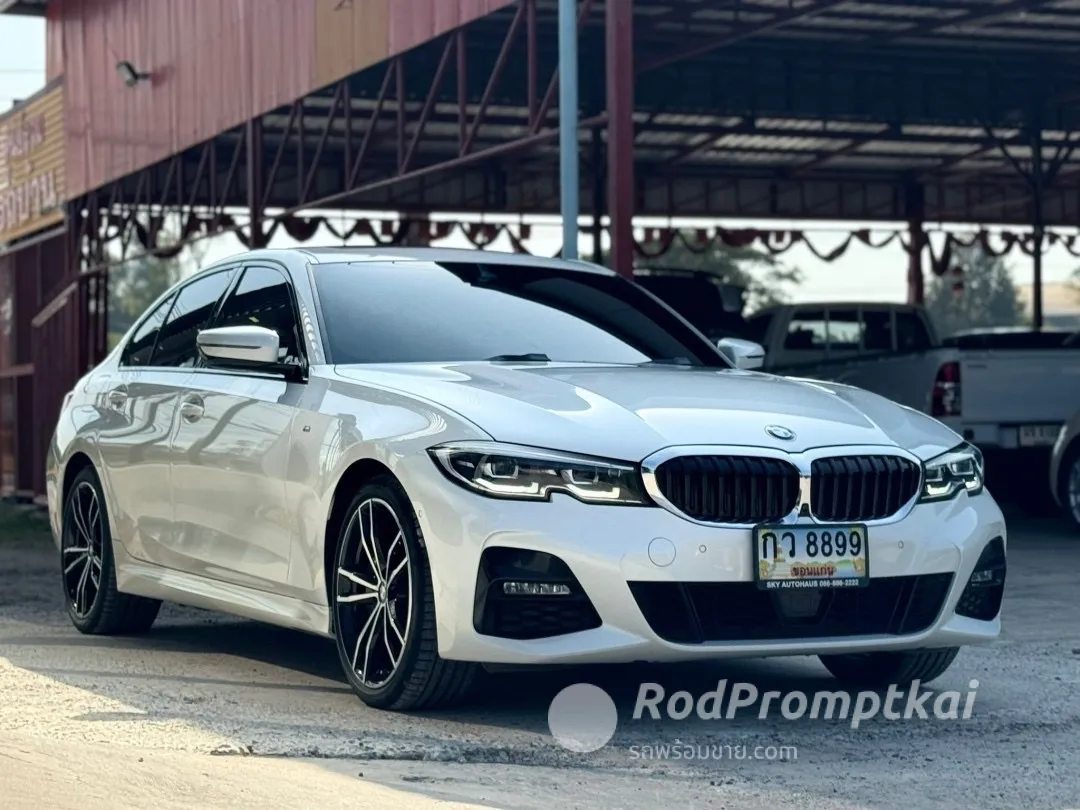 2021-bmw-series-3-330e-m-sport-bangkok-40000-05938725