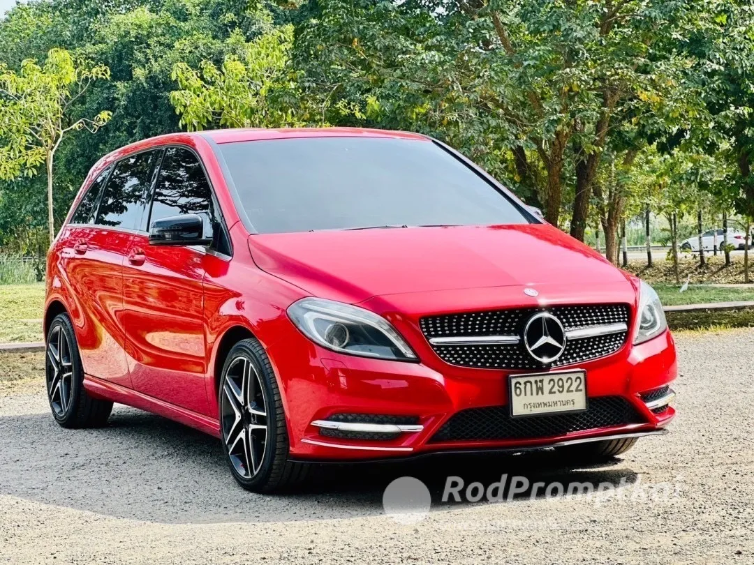 2013-mercedez-benz-b-class-b180-16-sports-bangkok-benz-b180-sport-13-amg-43060107