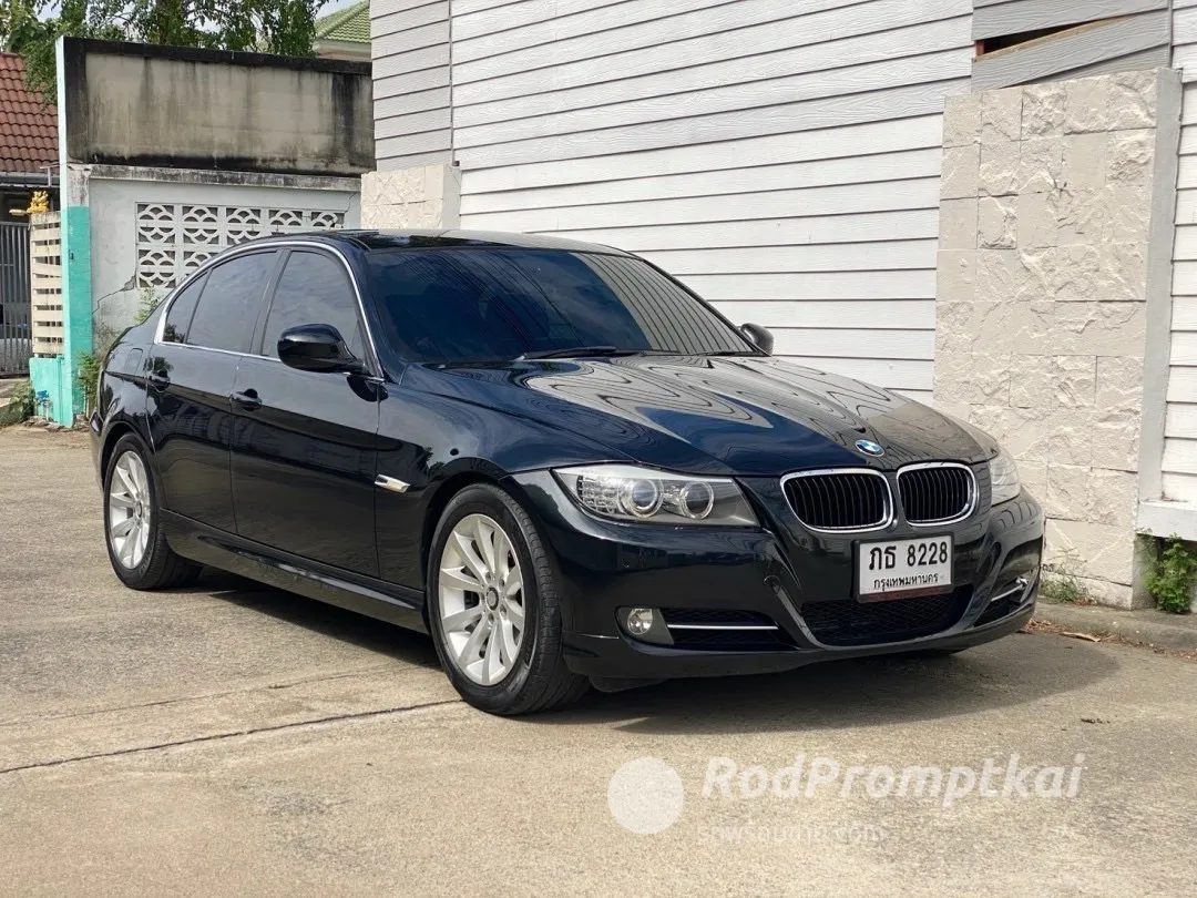 2011-bmw-series-3-320ci-bangkok-16851767