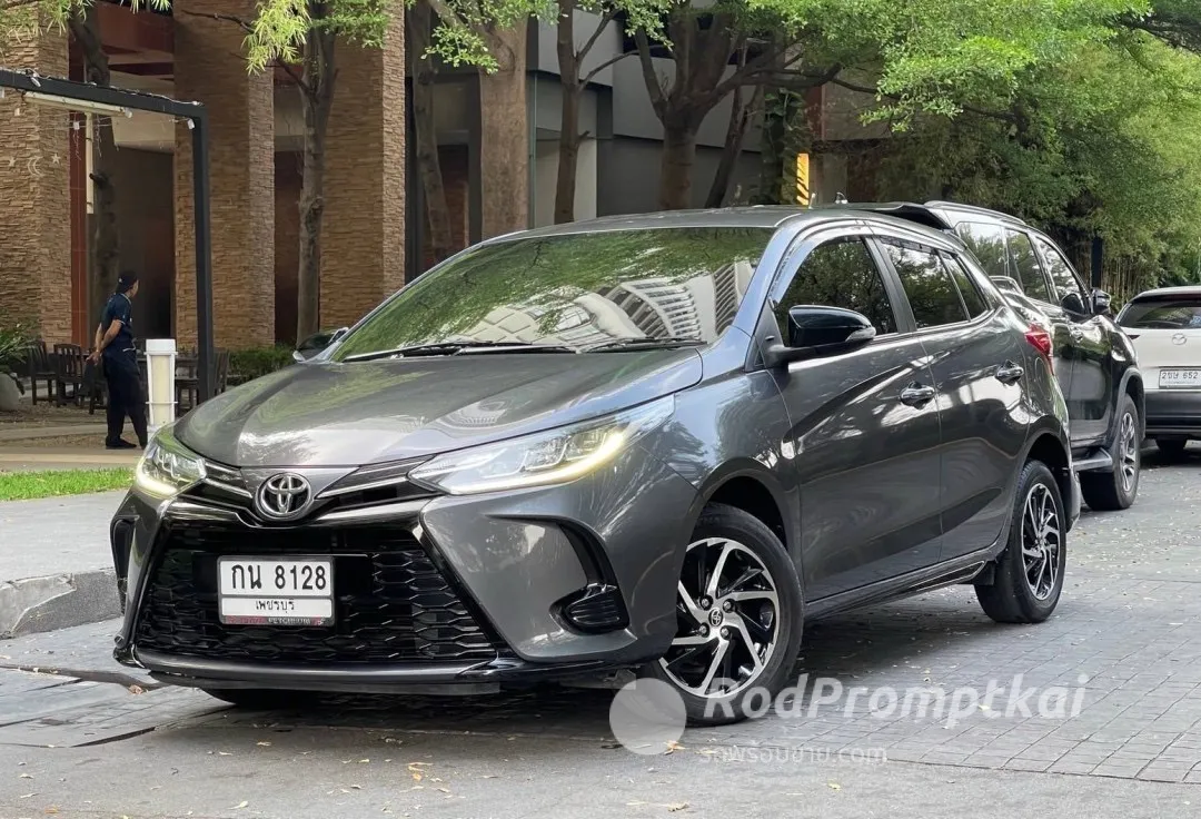 2020-toyota-yaris-12-sport-bangkok-02309106