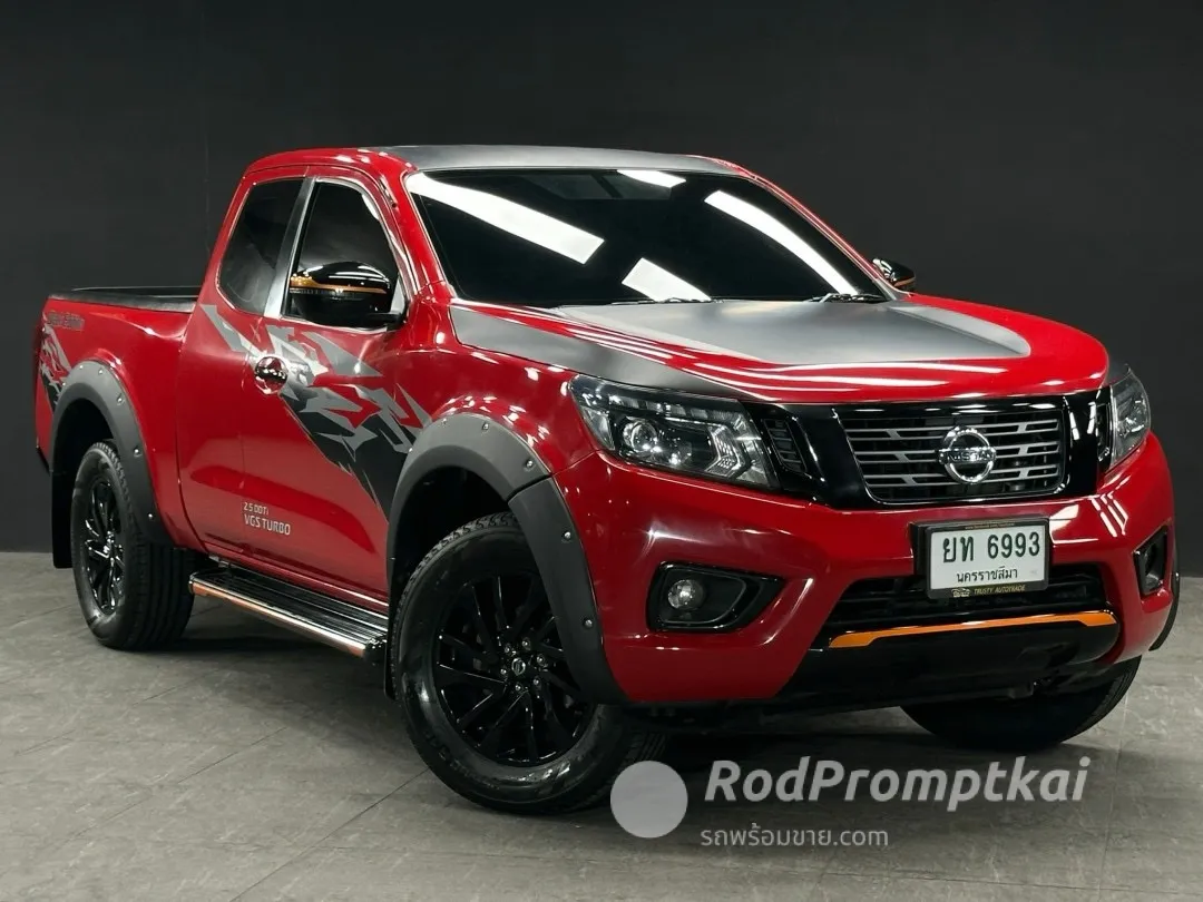 2021-nissan-navara-np300-25-e-kingcab-calibre-bangkok-black-edition-00460200