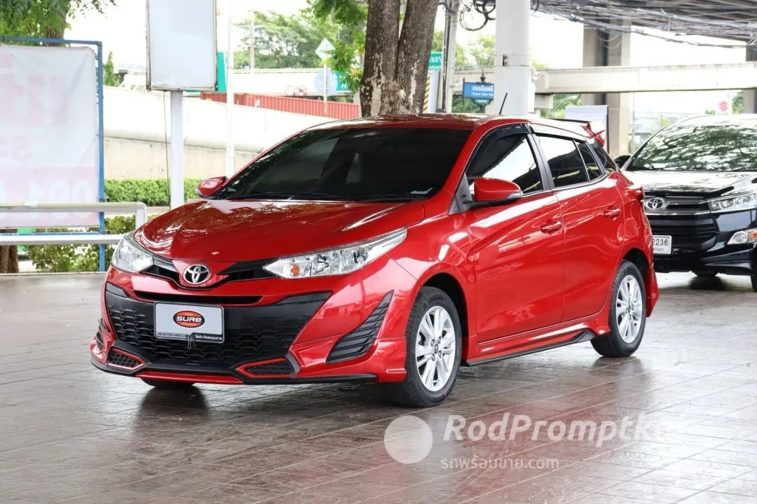 2017-toyota-yaris-12-e-bangkok-6xxx-77659133