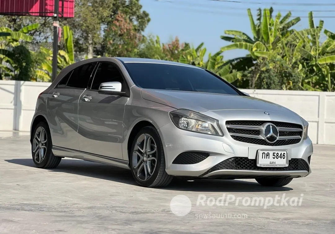 2013-mercedez-benz-a-class-a180-16-urban-bangkok-42496357