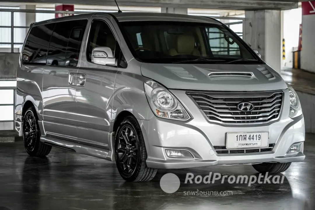 2013-hyundai-grand-starex-25-vip-bangkok-47236721