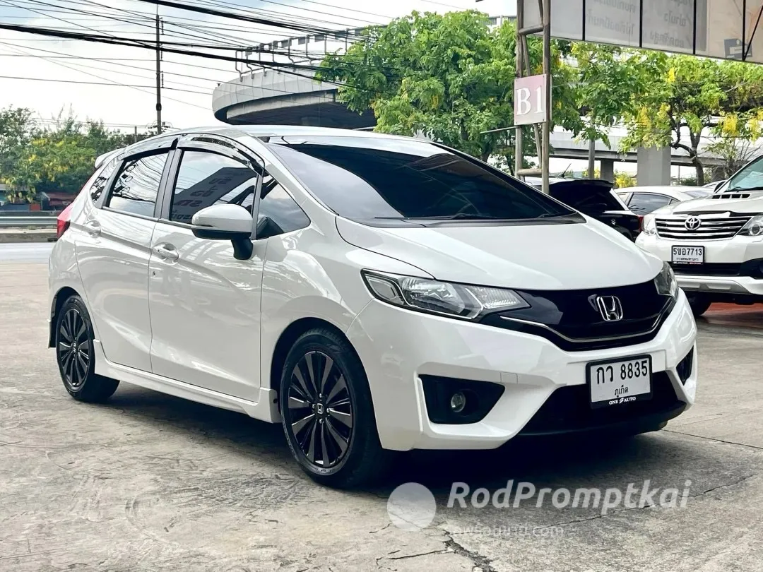 2016-honda-jazz-15-i-vtec-sv-bangkok-honda-jazz-gk-15-sv-2016-05493445