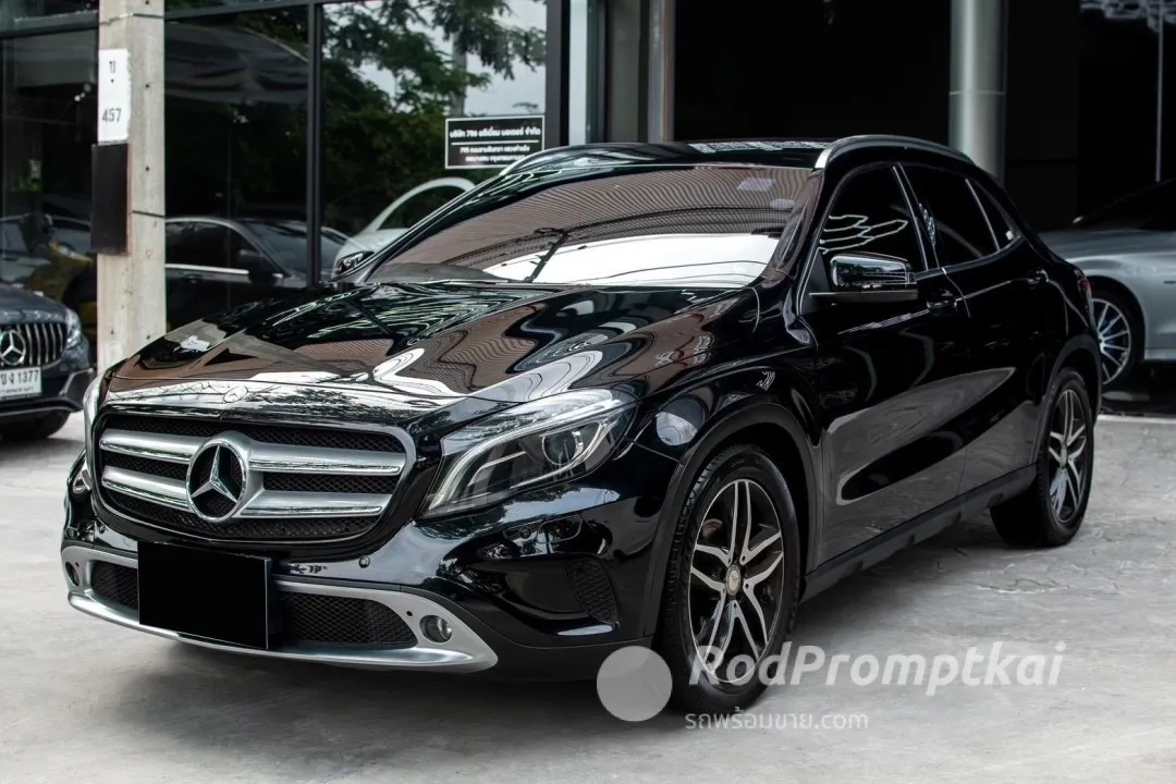 2015-mercedez-benz-gla-class-200-16-urban-bangkok-53713544