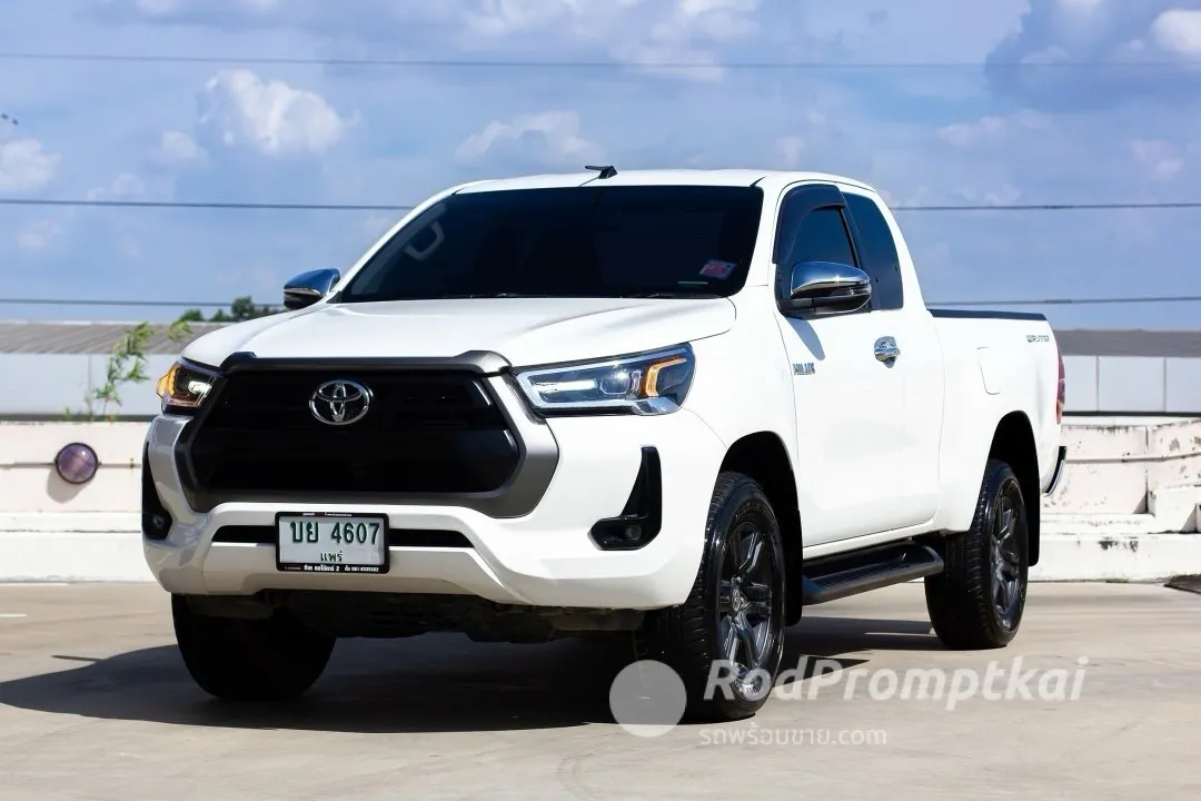 2020-toyota-hilux-revo-24-mid-prerunner-smart-cab-phrae-82046845