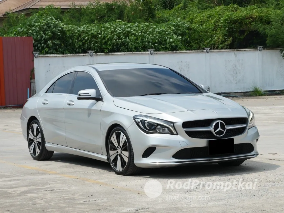 2016-mercedez-benz-cla-class-200-16-urban-bangkok-mercedes-benz-cla200-45102239