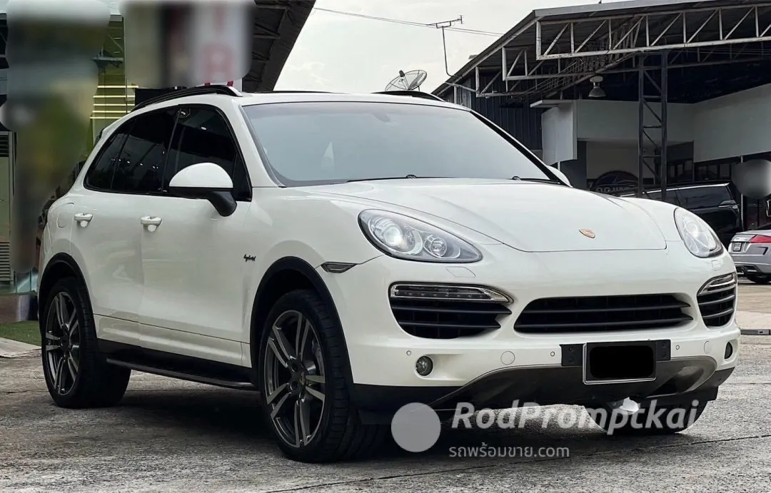 2012-porsche-cayenne-30-s-hybrid-bangkok-porsche-cayenne-hybrid-47372360